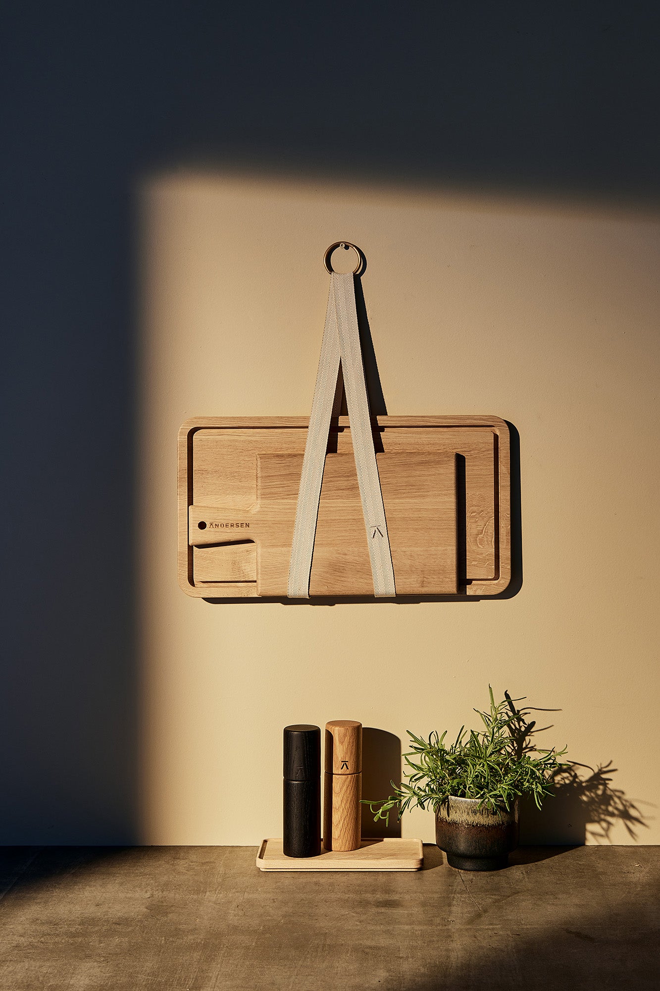 ANDERSEN Tray Holder - Cotton/Brass
