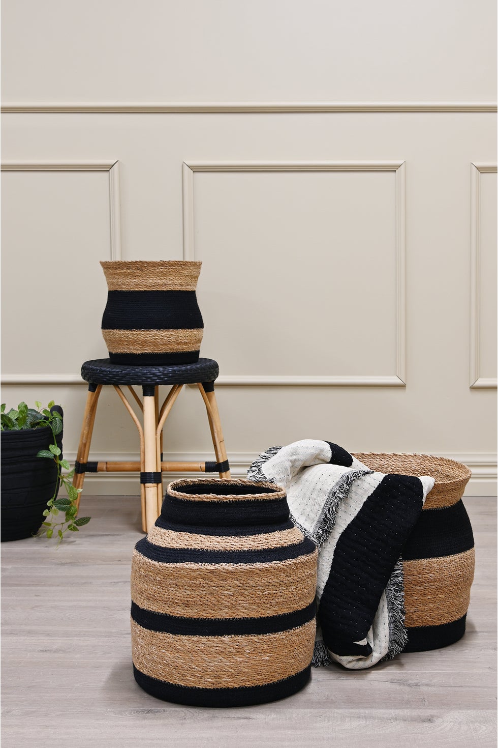 Tulaa Basket - Natural w/Black