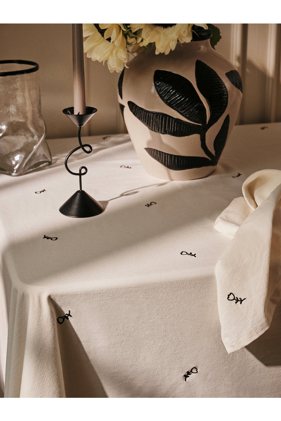 BROSTE Tablecloth Mai - Black/Off White 160*300
