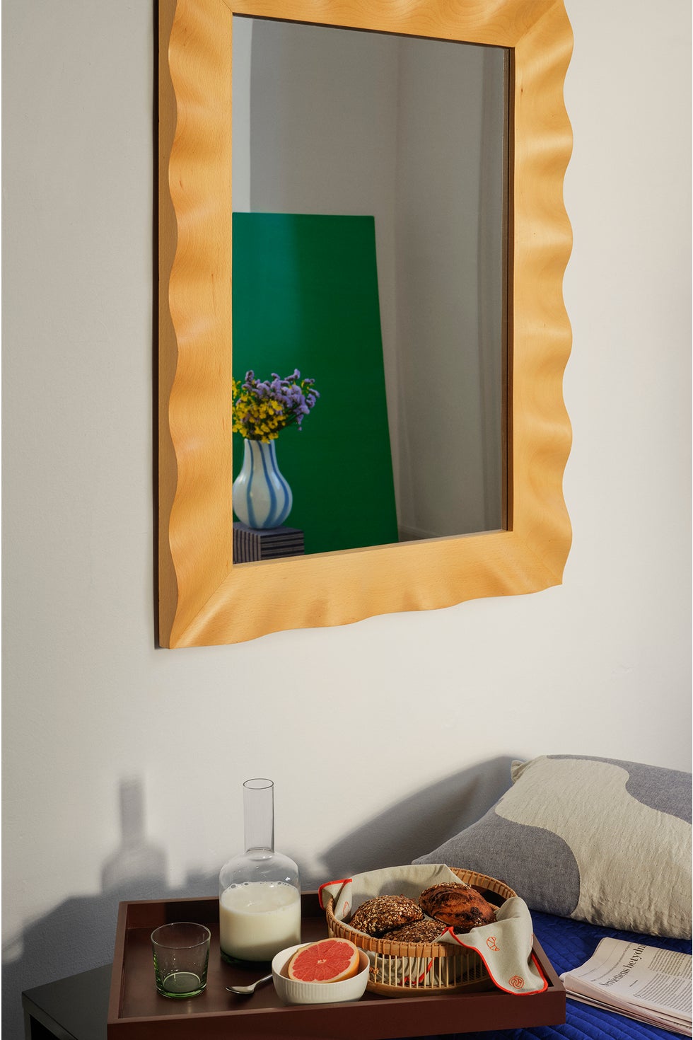 BROSTE Mirror Wavy Beech Wood Natural