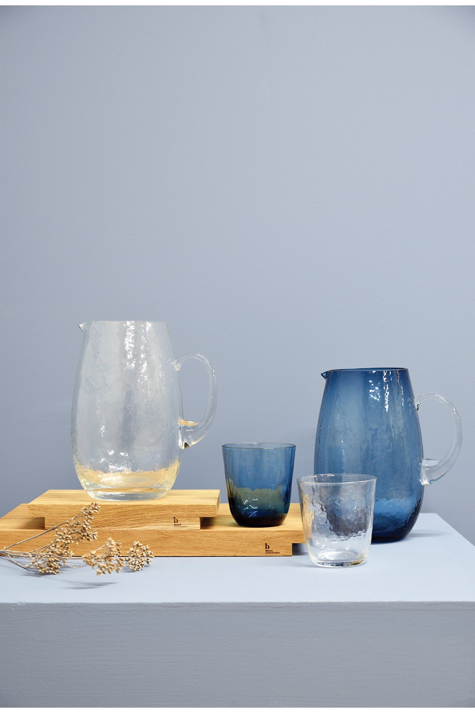 BROSTE Hammered Jug Clear