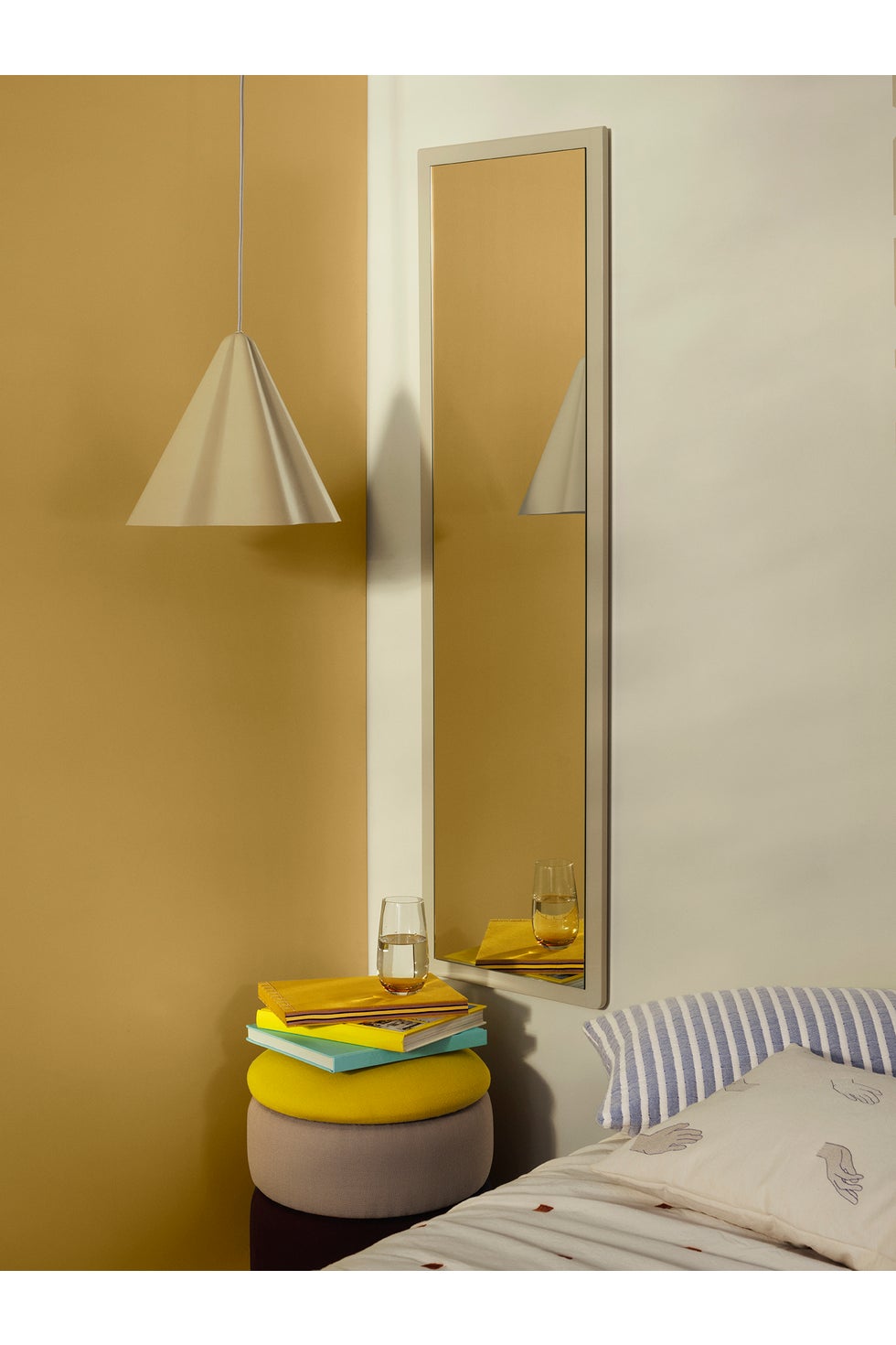 BROSTE Lighting Skirt Pendent Medium - Sand*