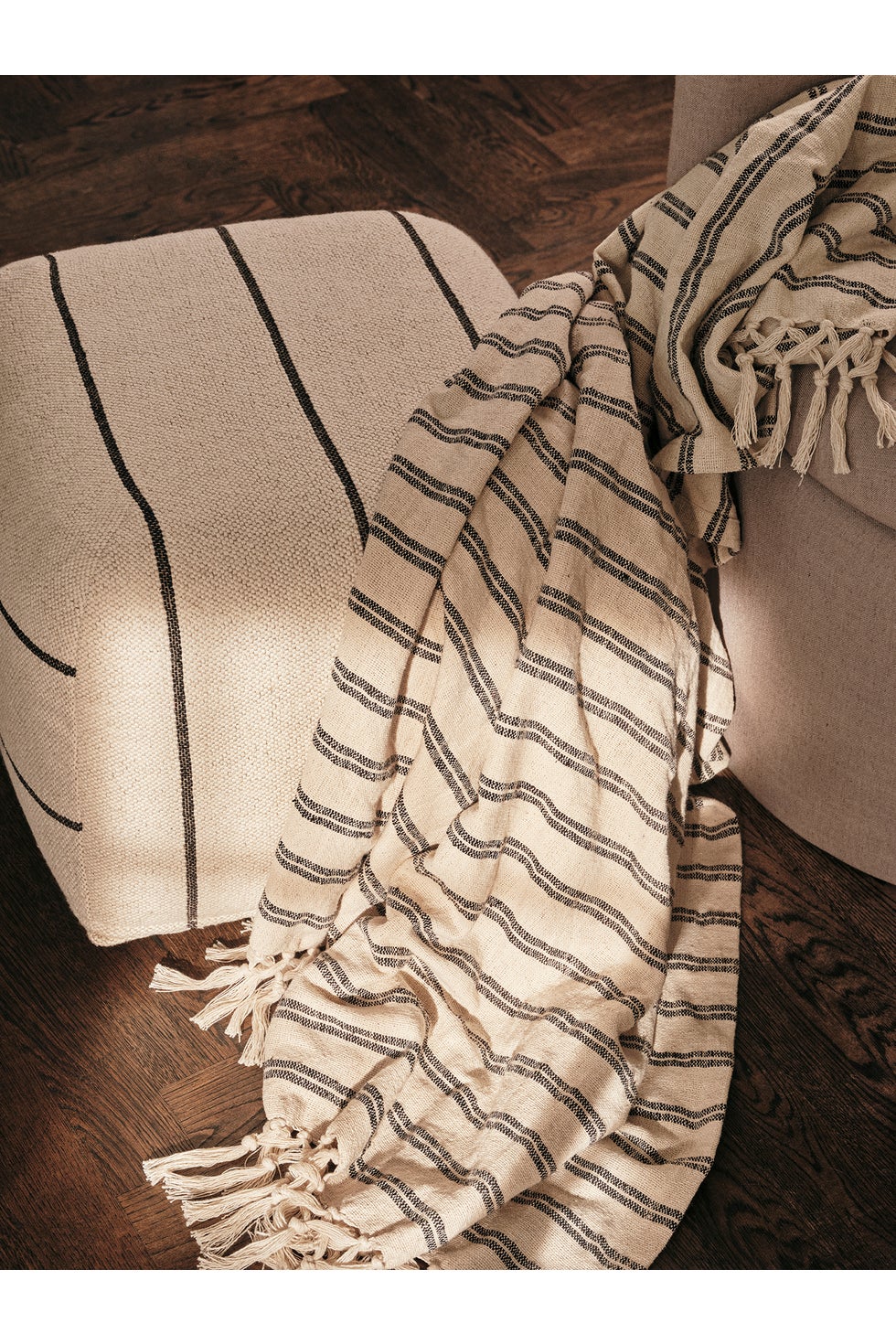 BROSTE Throw Elly - Black/Natural 130*160