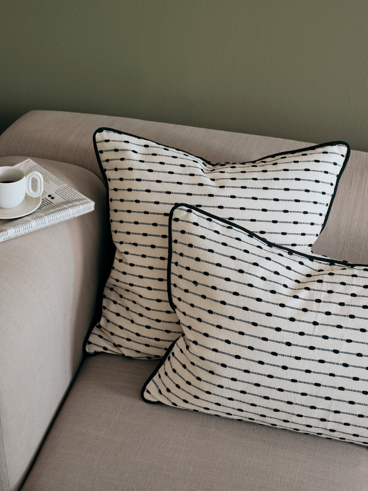BROSTE Cushion Cover Sue - White/Black 50*50