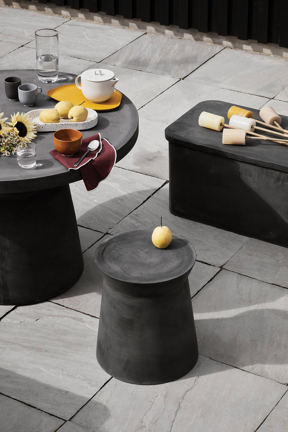 BROSTE Table Fiber Small - Charcoal Grey