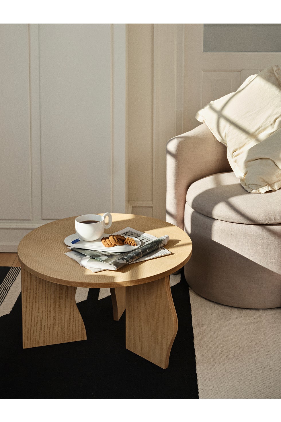 BROSTE Table Brook Round - Natural