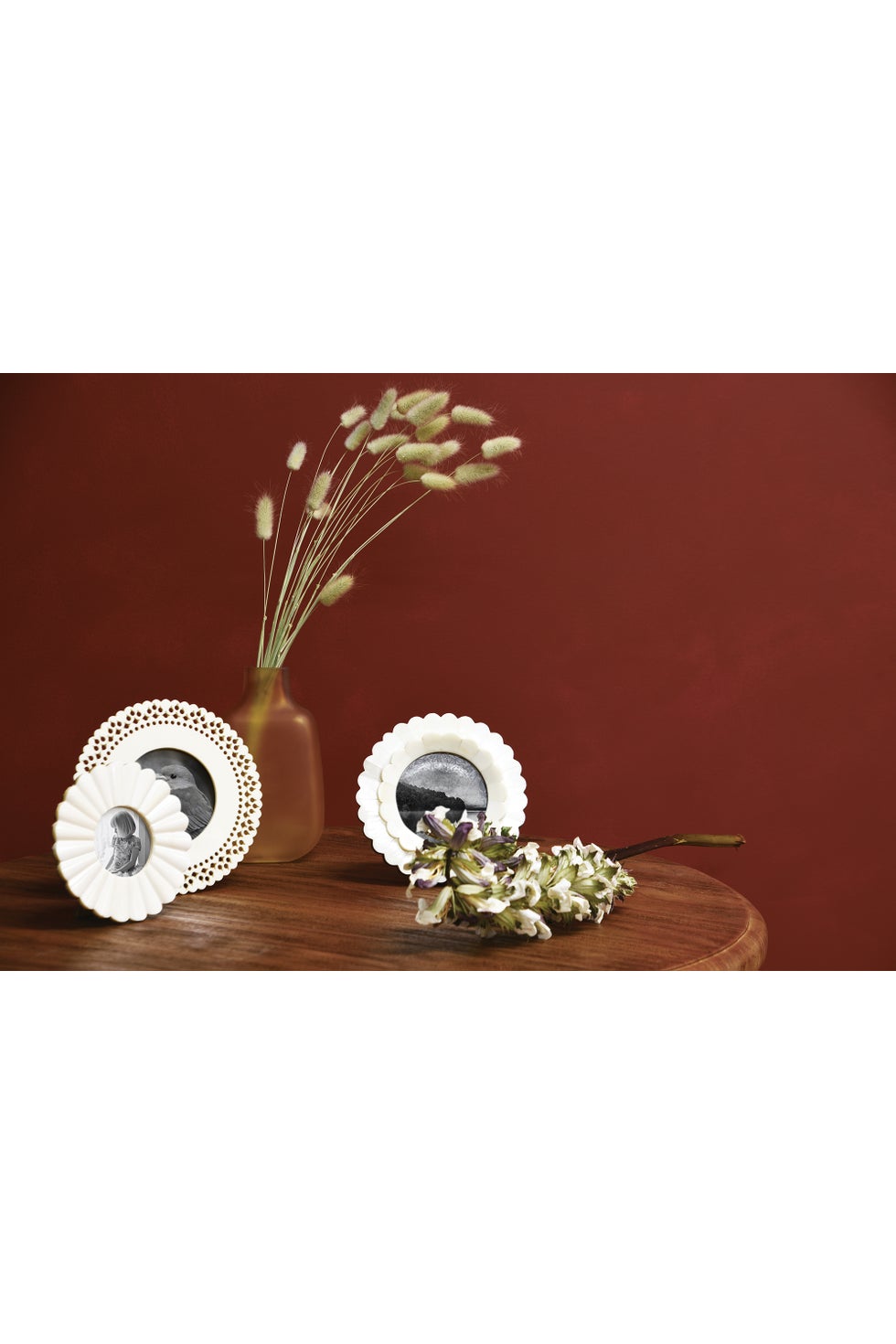 PHOTO FRAME Dotted Round Frame - Cream*