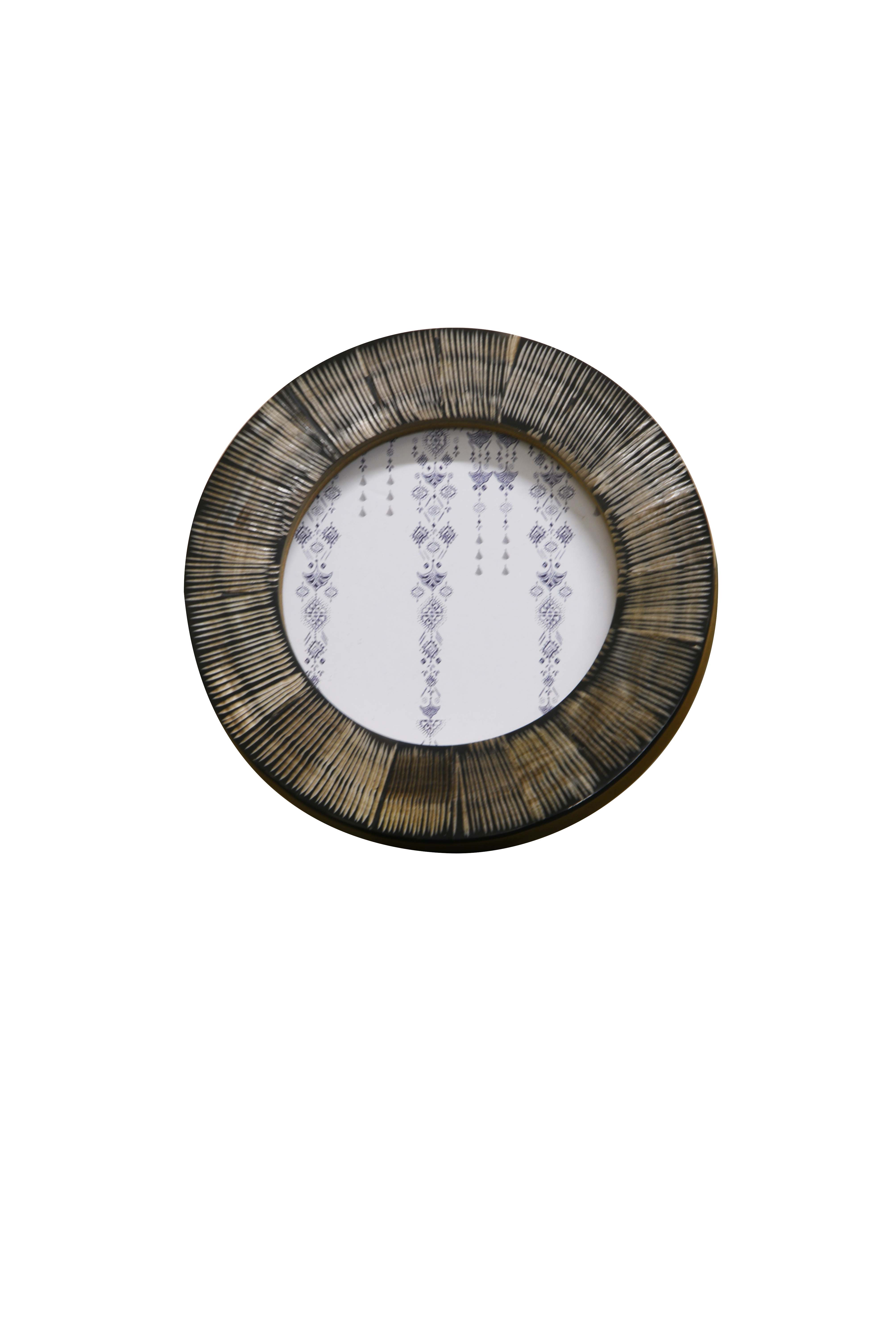 PHOTO FRAME Round Shagreen Horn Frame - Dark 