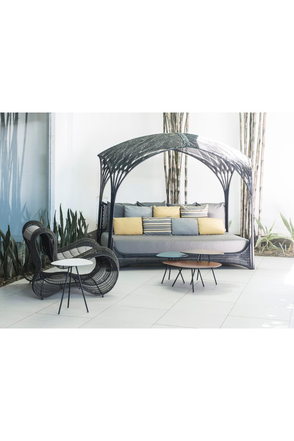 COBONPUE Pebble Coffee Table Small Outdoor