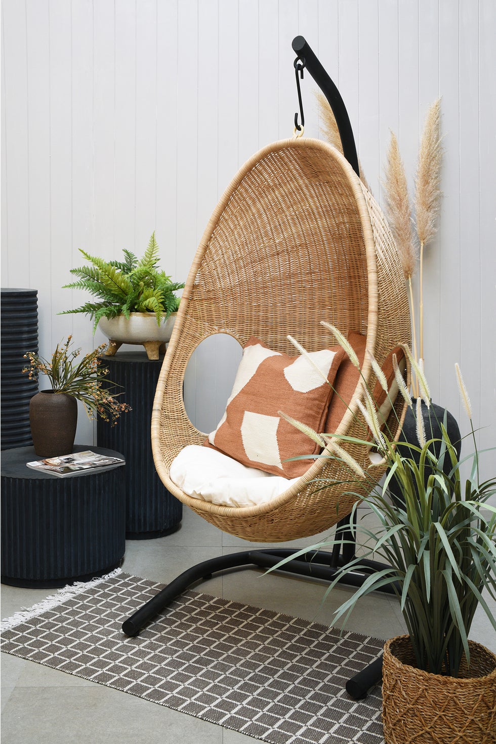 Rattan POD Chair Indoor - Natural w/Seat Cushion