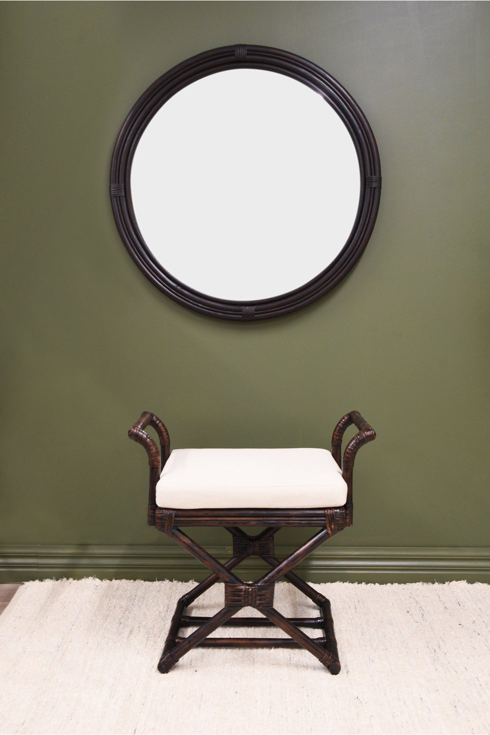 PLANTATION Amara Stool w/Cream Seat Cushion - Chocolate