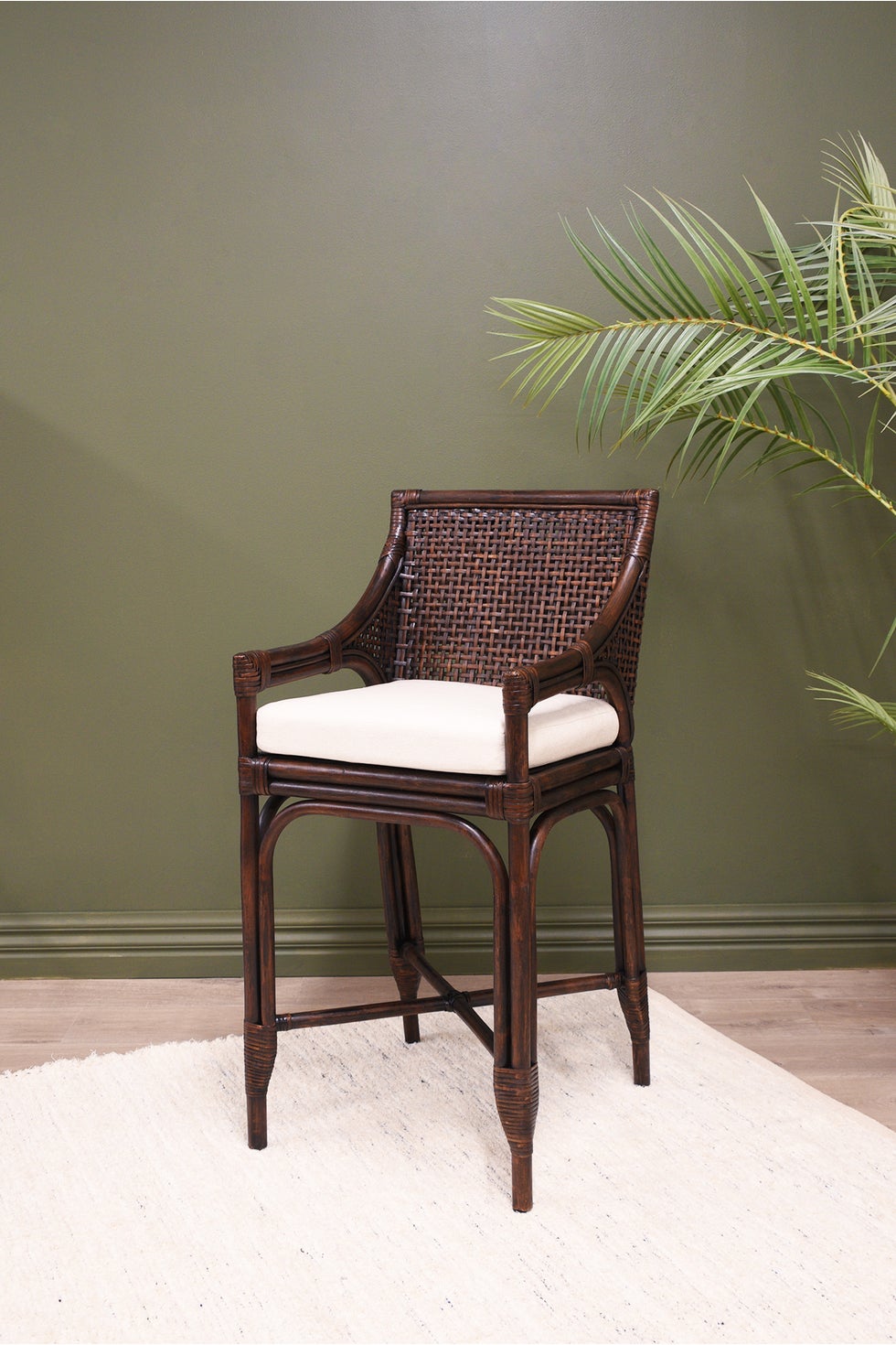 PLANTATION Kipling Bench Stool w/Cream Seat Cushion - Chocolate