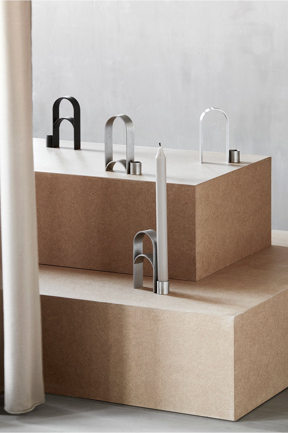 KRISTINA DAM Arch Candleholder Vol.3 - Black*