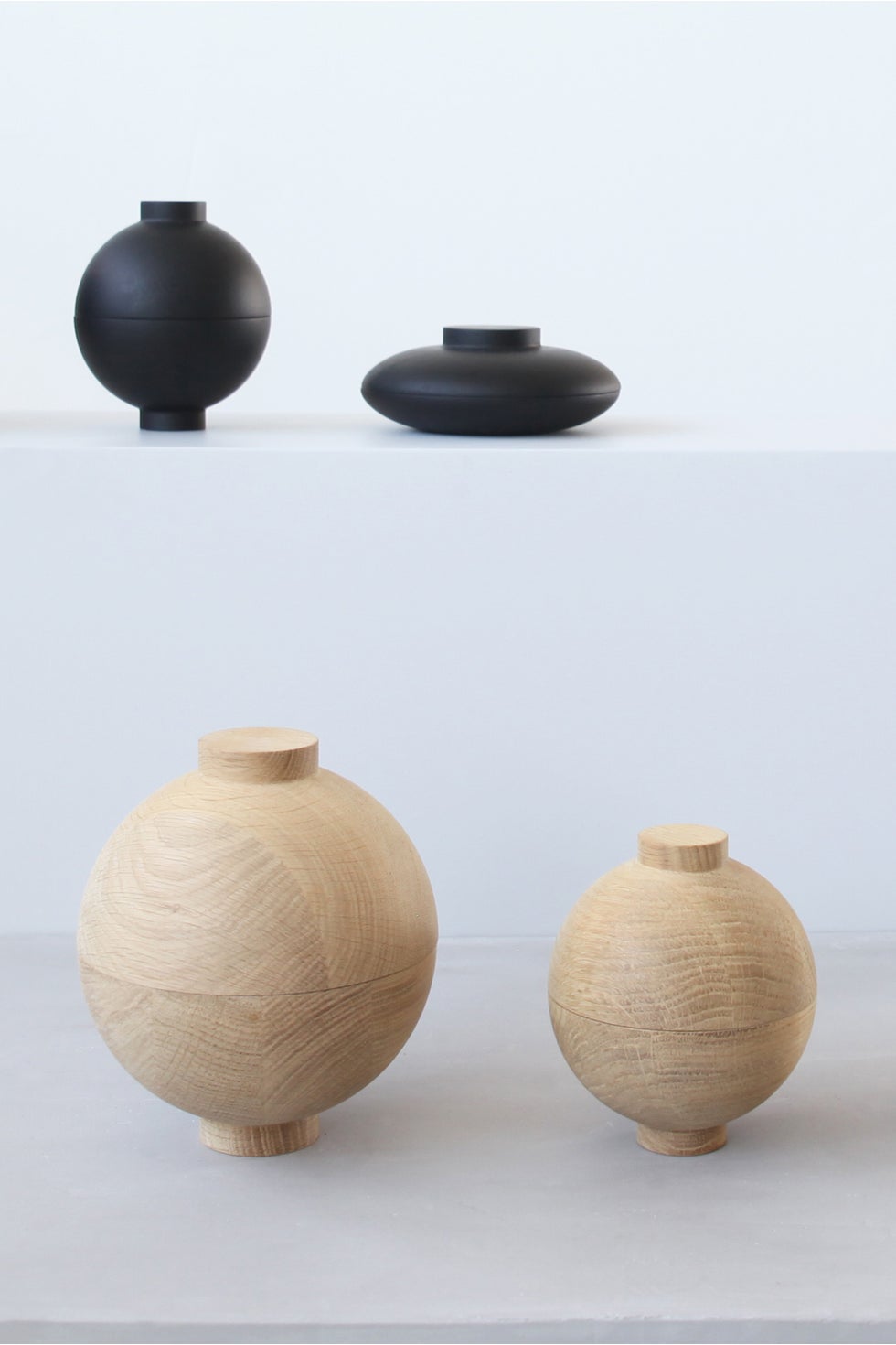 KRISTINA DAM Wooden Galaxy - Black