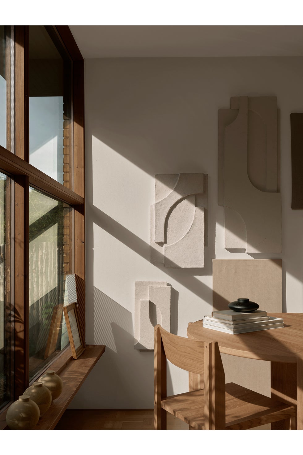 KRISTINA DAM Serif Relief Small - Off White