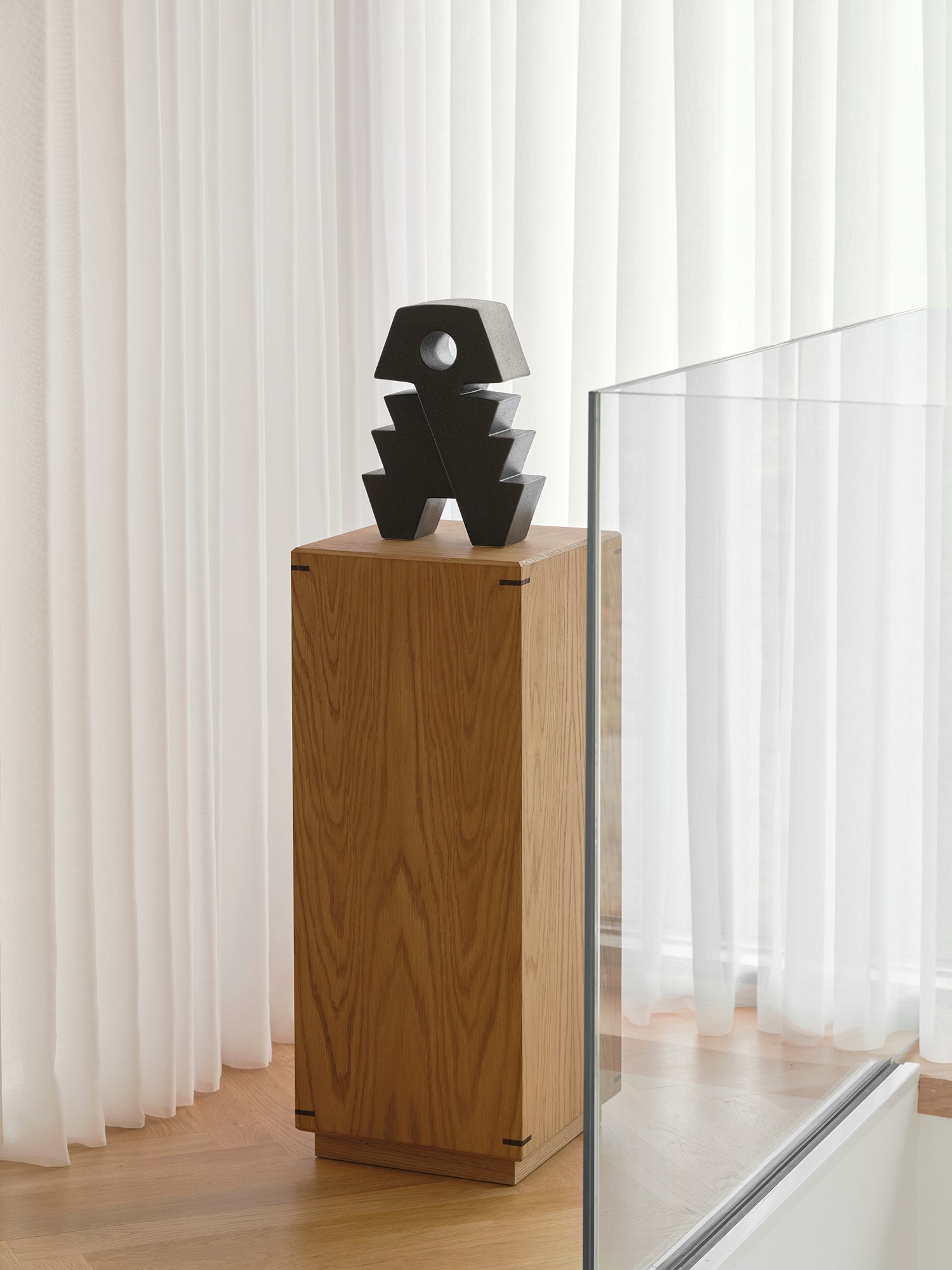 KRISTINA DAM Attitude Sculpture - Black