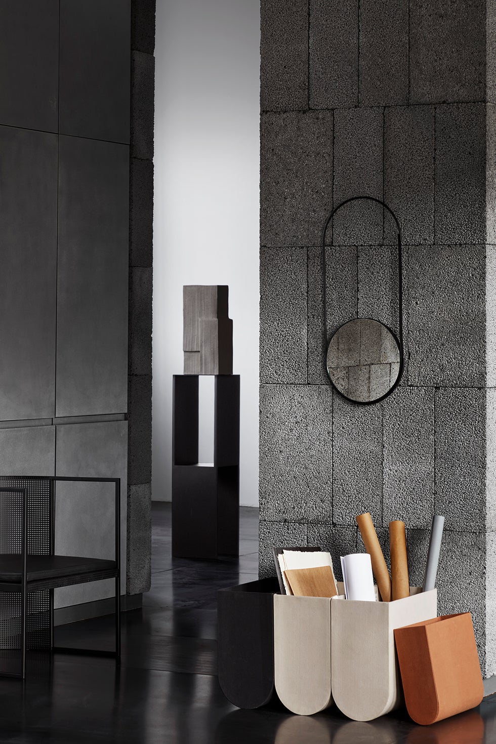 KRISTINA DAM Curved Box Small - Grey