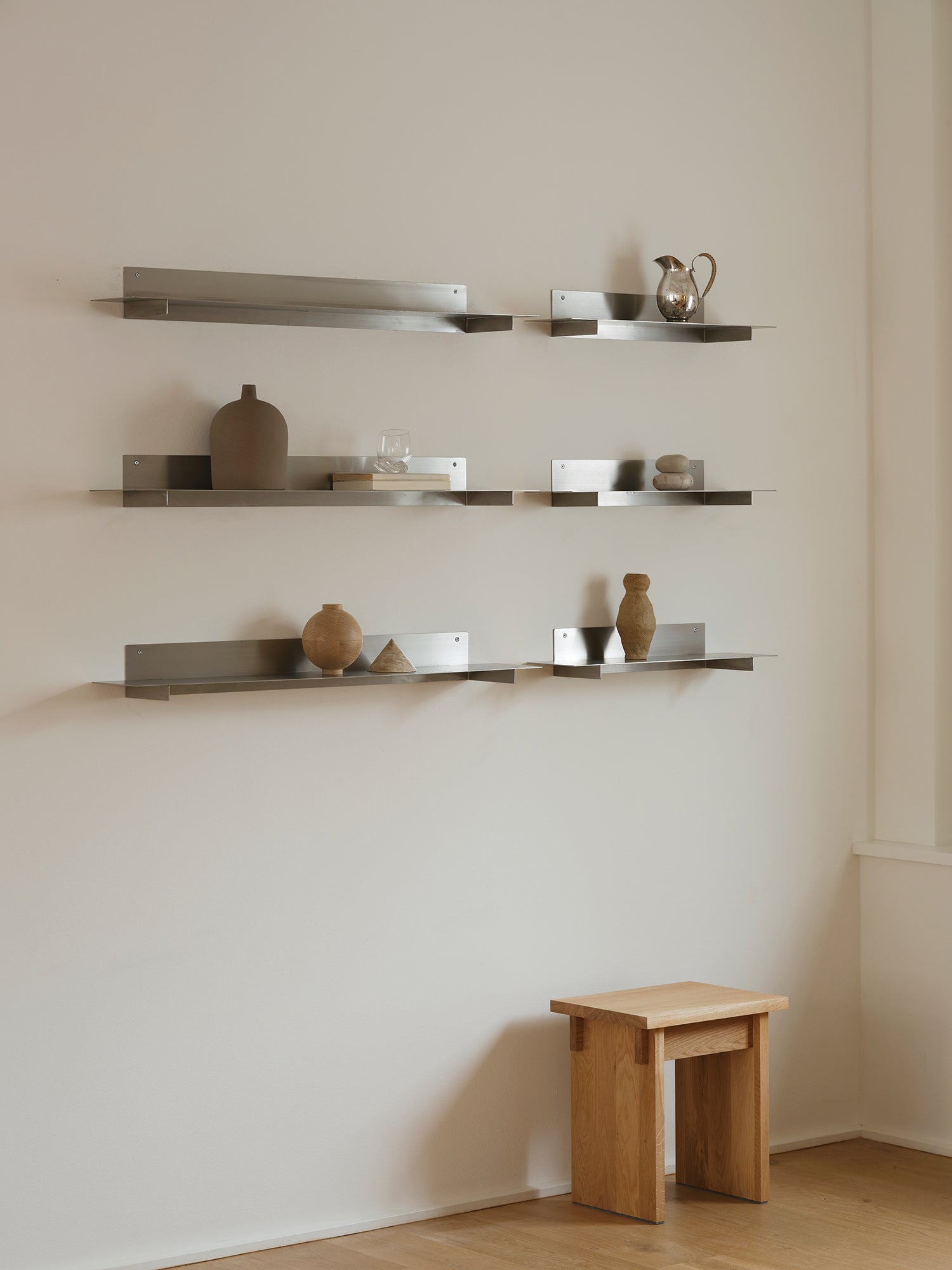 KRISTINA DAM Planar Wall Shelf Medium - Brushed