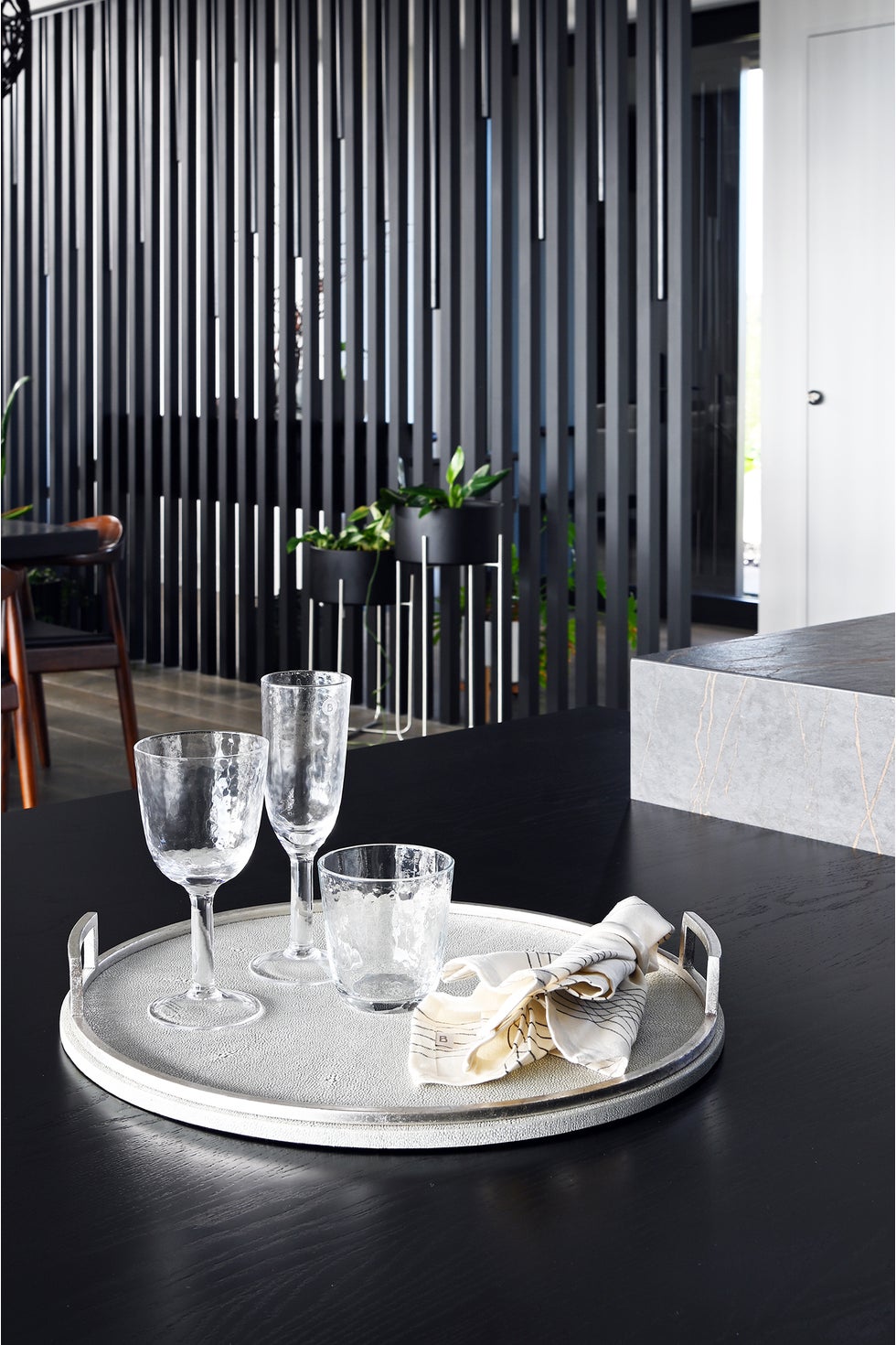 CLARENCE Sedgwick Round Tray - Dove Shagreen