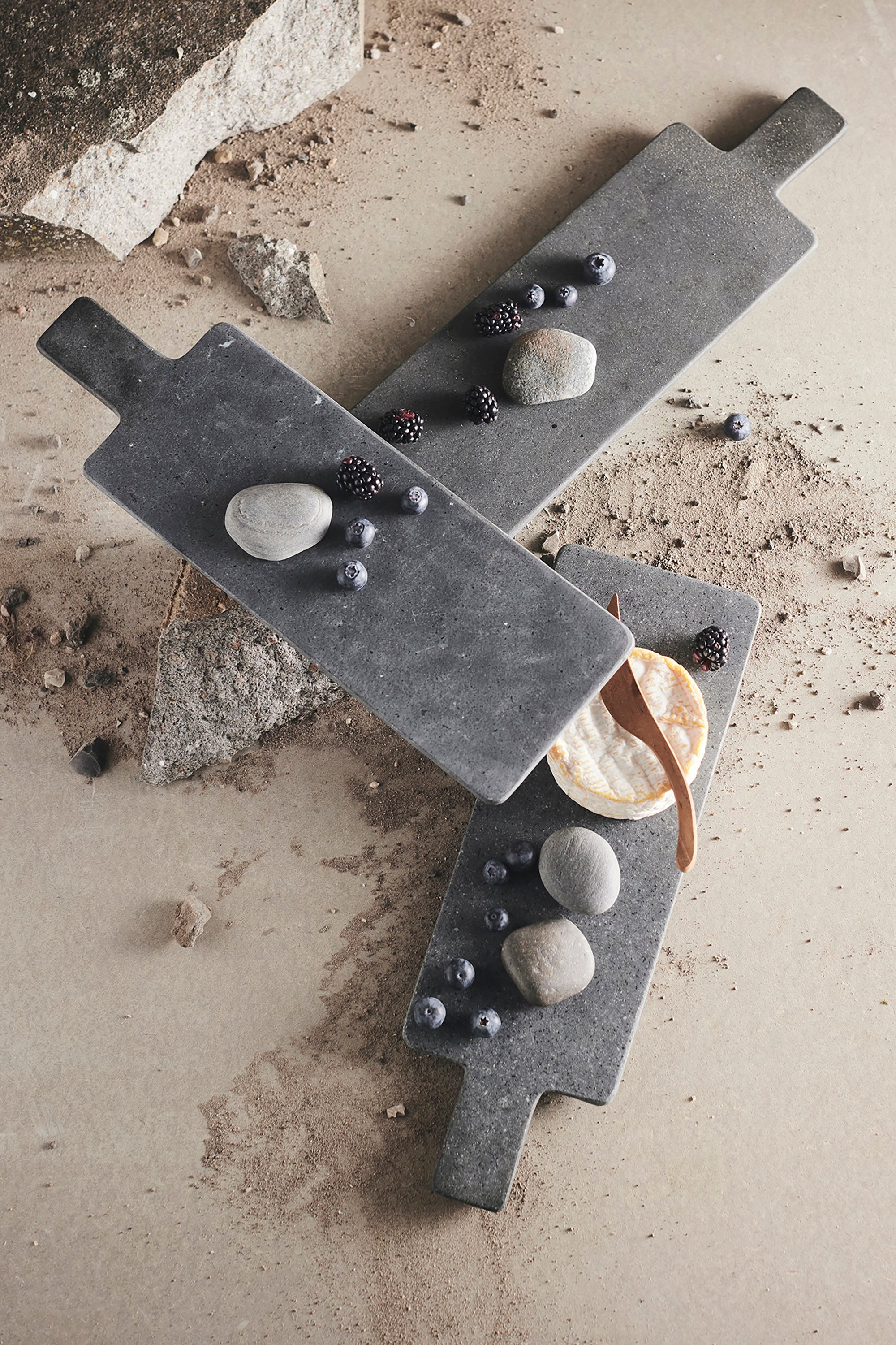 MUUBS Valley Tapas Board - Riverstone Grey