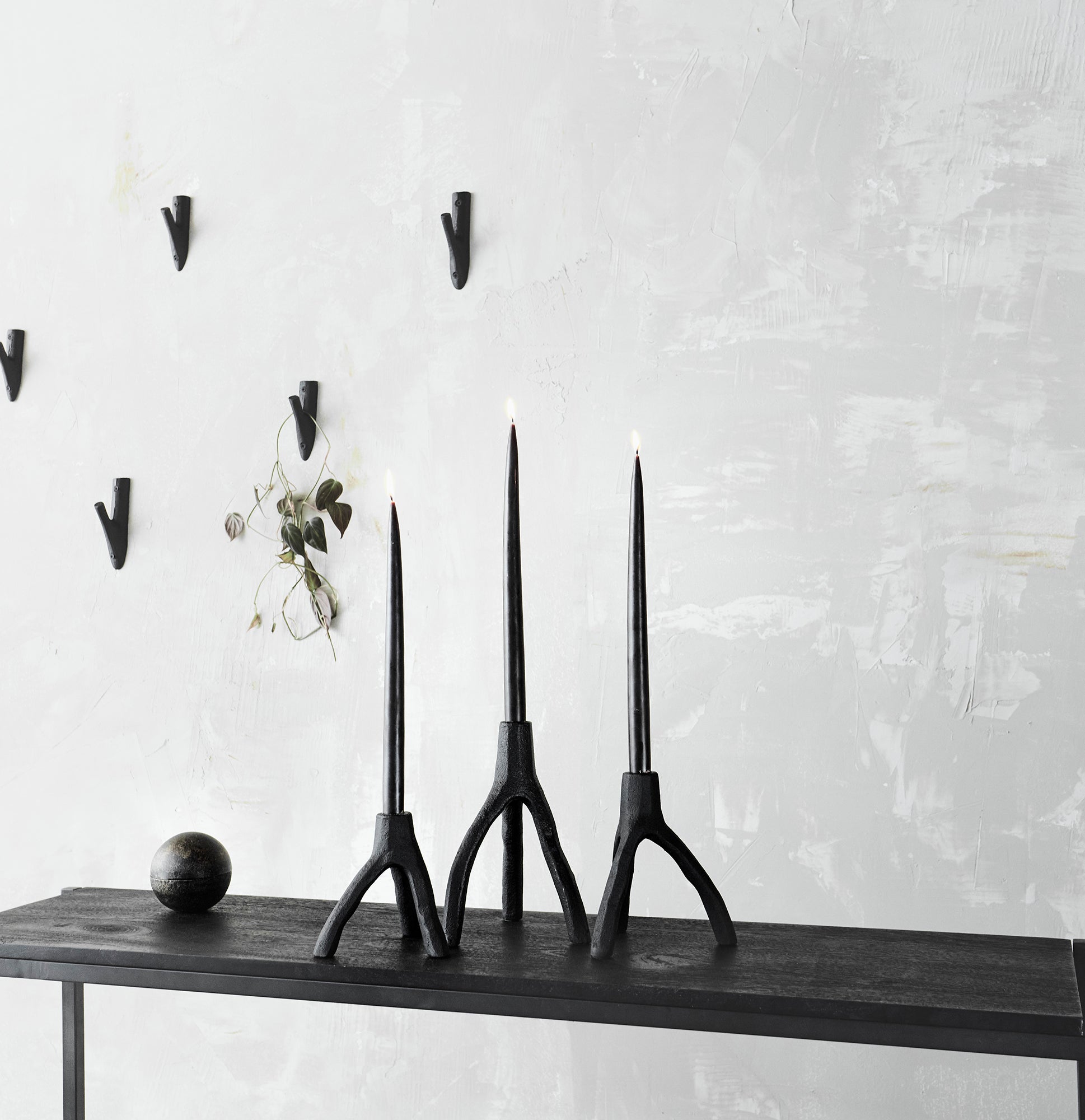 MUUBS Aion Candleholder XL - Black