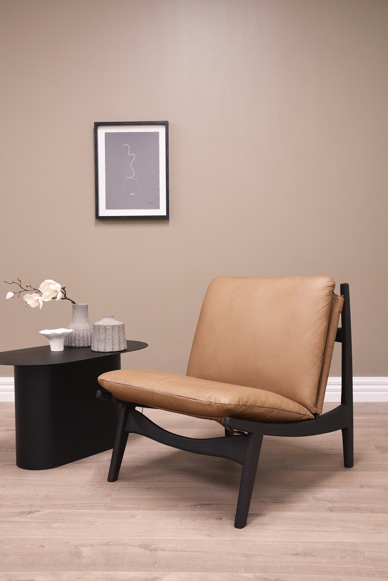 PURE Alyson Leather Chair - Matt Corda / Carbon Legs
