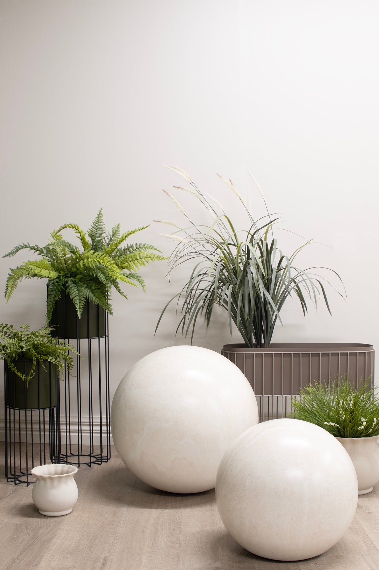 VISTA Atlas Sphere Medium - Travertine Finish