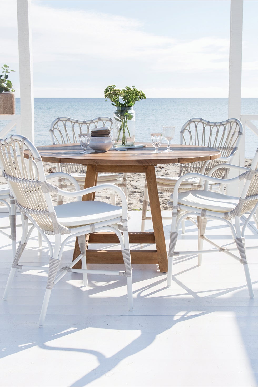 SIKA Exterior Margret Armchair - Dove White