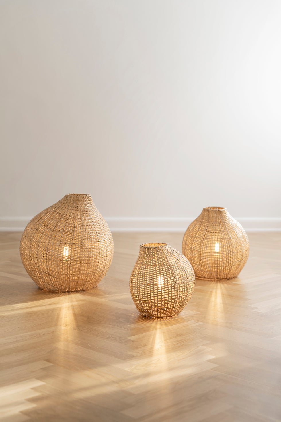 SIKA Lighting Figura Table/Floor Lamp Medium - Natural