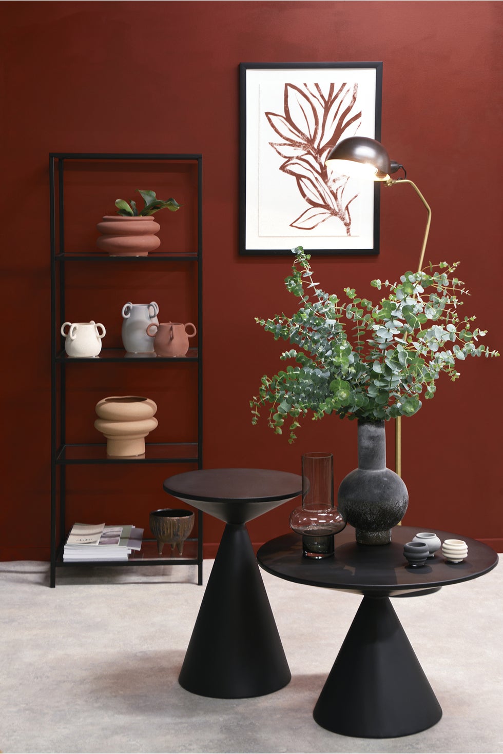 STUDIO Cone Table Short - Black