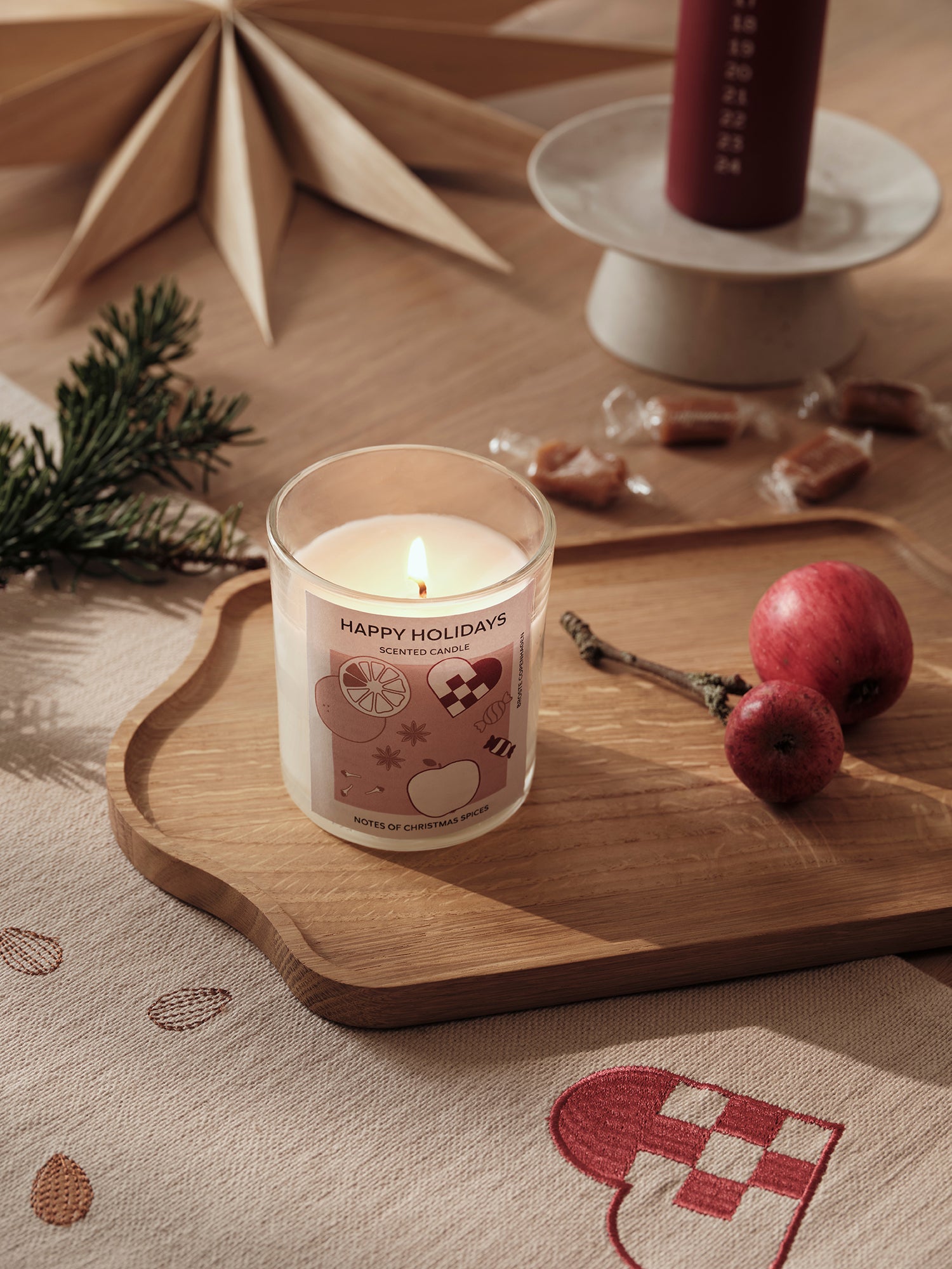 BROSTE Christmas Scented Candle - Happy Holidays