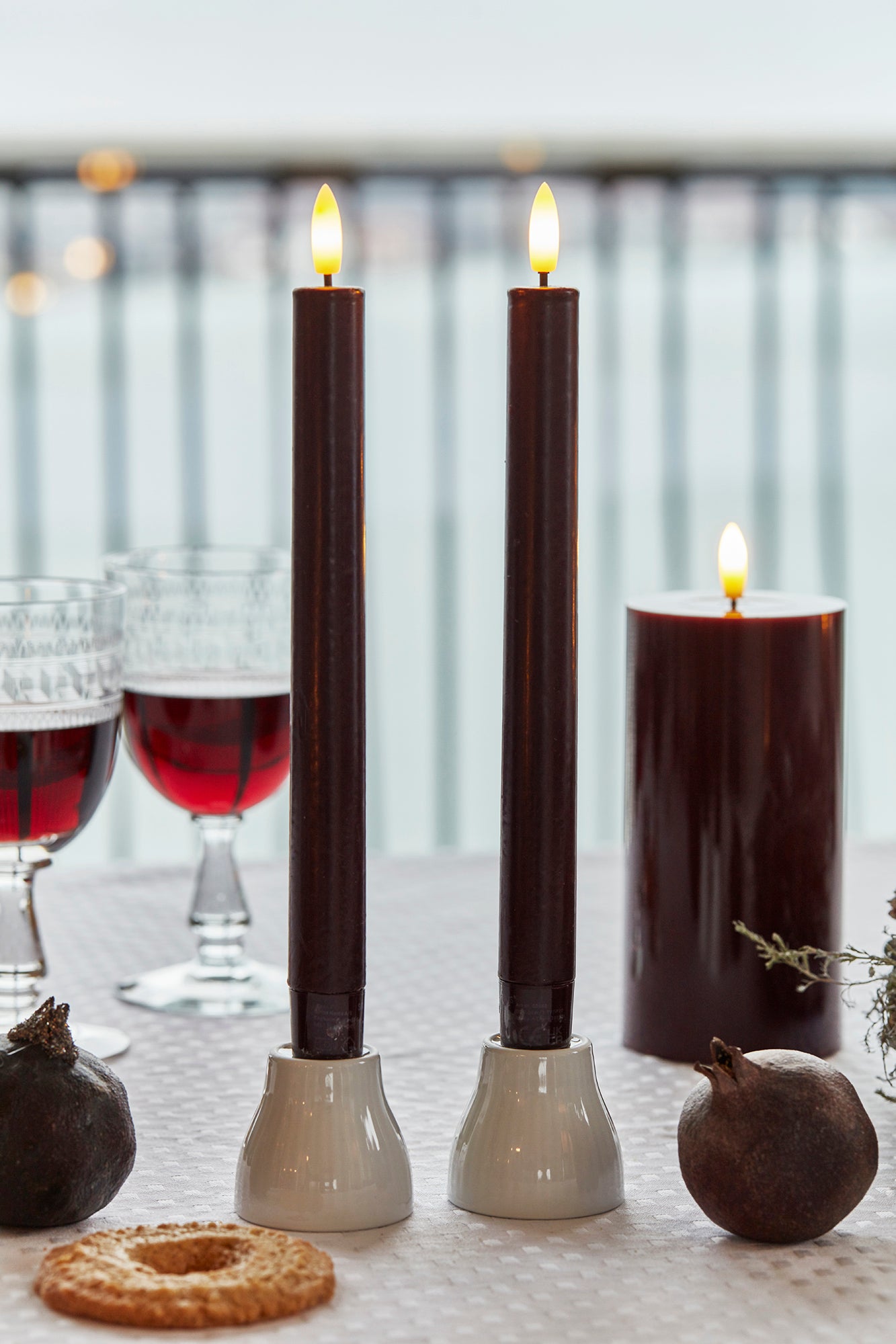 SIRIUS Sille Crown Taper Candles S/2 - Bordeaux